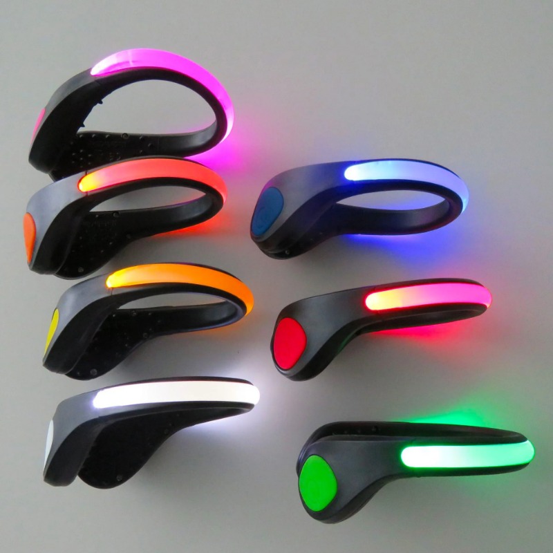 New Luminous Shoe Clip Light L - Running Gear Night review and price